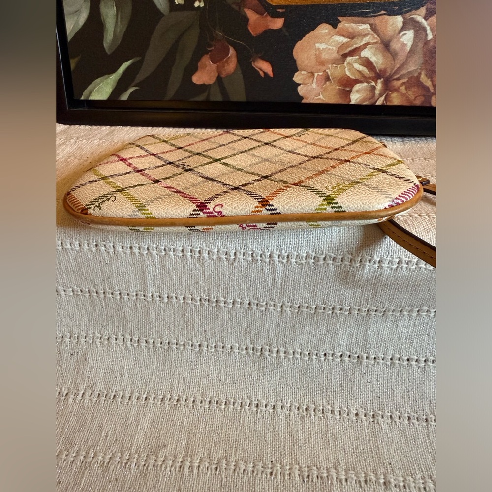 Coach vintage Women’s Multicolor Plaid Wristlet Pouch - Neutral Base - Picture 3 of 4